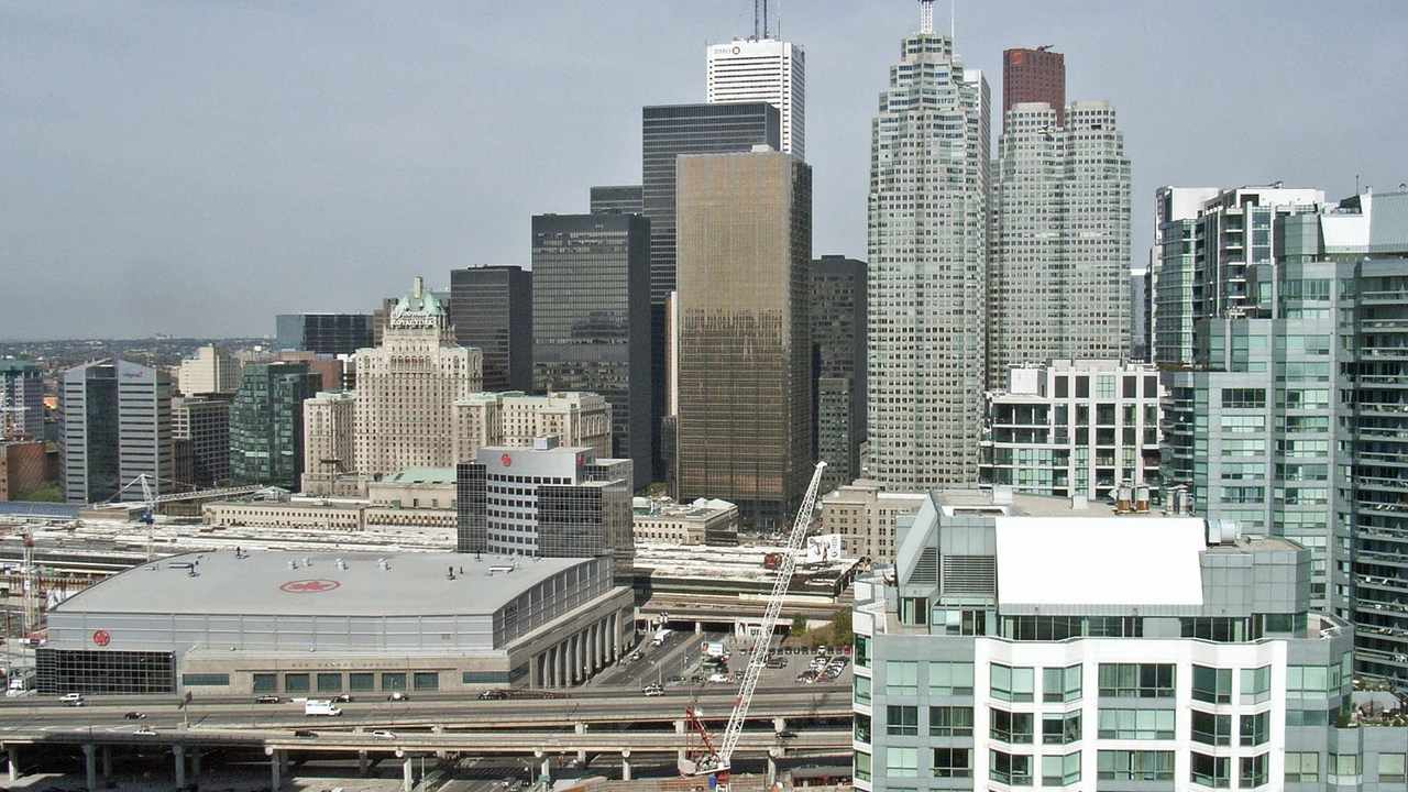 Toronto skyline from the harbour